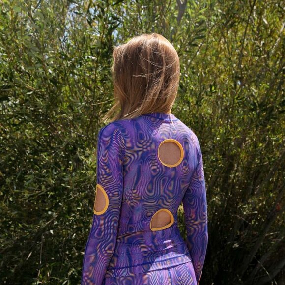 KkCo Studio Printed Cutout Top - Picture 5 of 6